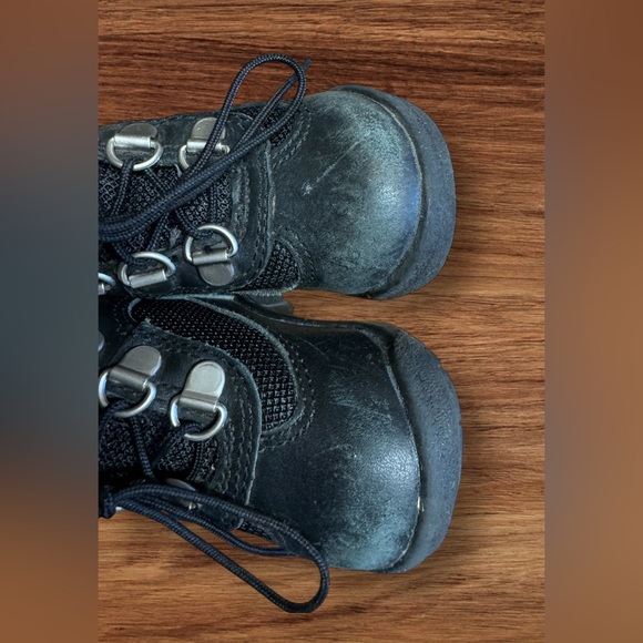 Timberland Toddler Field Boot SZ ￼4 Black - Picture 6 of 9